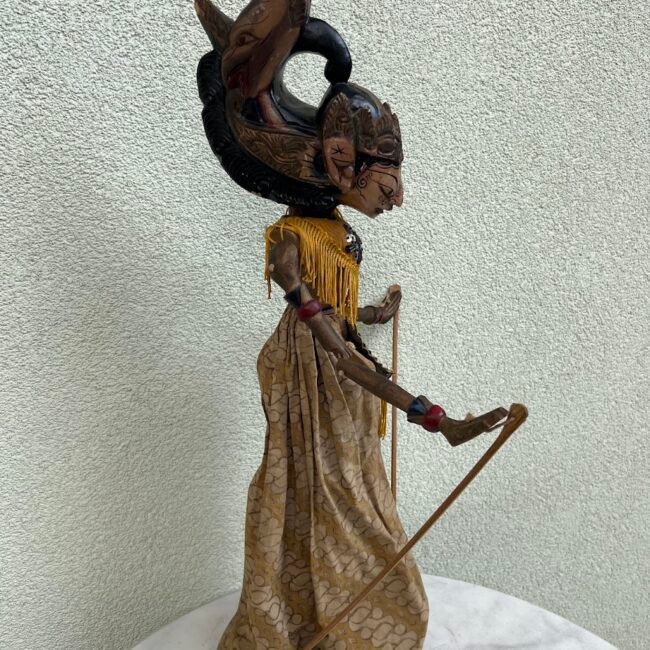 Lele-wayang-indonesia-antikvarine-vaidybai201.jpg