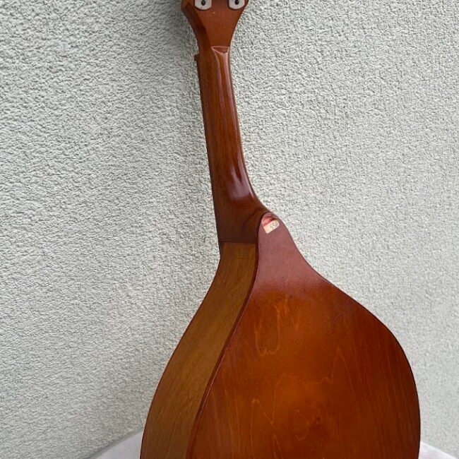 Mandolina-tarybine-sovietine-Leningrad-197220m.205.jpg Mandolina-tarybine-sovietine-Leningrad-197220m.205.jpg