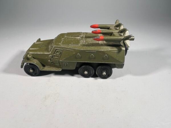 Mašinėlė karinė, metalinė, Šarvuotasis transporteris BTR-152, sovietinis, tarybinių laikų. Kaina 32