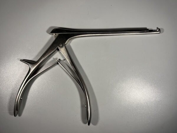 Medicininis chirurginis instrumentas Kerrison rongeur. 2 vnt. Kaina po 28