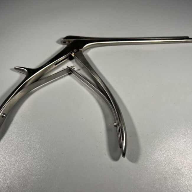Medicininis-chirurginis-instrumentas-Kerrison-rongeur202.jpg