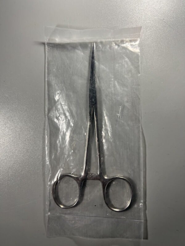 Medicininis chirurginis spaustukas Halstedo, Halsted moskito spaustukas (Halsted mosquito forceps). Nenaudota. 4 vnt. Kaina po 16