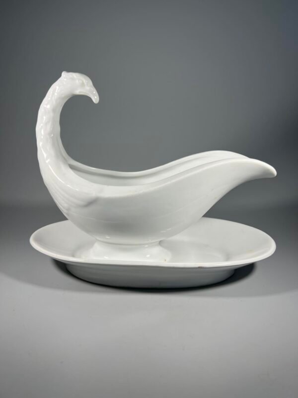 Padažinė Gulbė porcelianinė, antikvarinė. Kaina 68