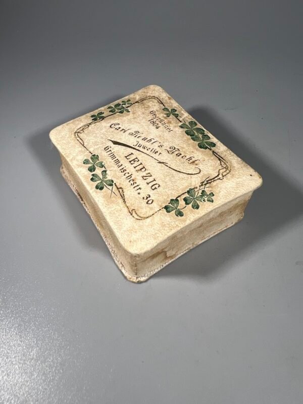 Dėžutė, papuošalų dėklas antikvarinė, vokiška. Gaminta nuo 1804 m. Kaina 28