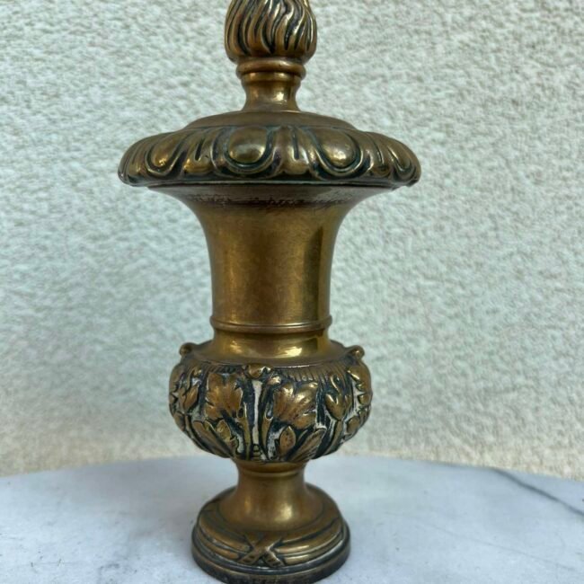 Papuosimas-bronzinis-antikvarinis-prancC5ABziC5A1kas-XIX20a.202.jpg Papuosimas-bronzinis-antikvarinis-prancC5ABziC5A1kas-XIX20a.202.jpg