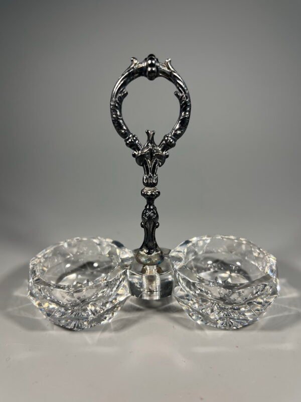 Prieskoninė, druskinė, pipirinė prancūziška St Louis, krištolinė, antikvarinė. Kaina 38