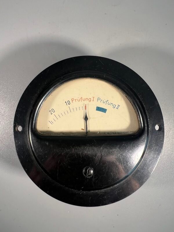 Prietaisas Analoginis panelinis skaitiklis, antikvarinis. Kaina 22