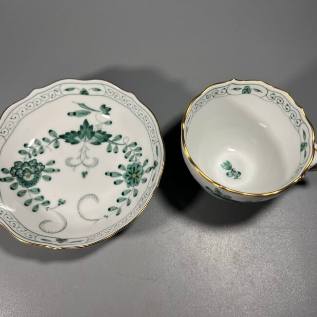 Puodelis-su-lekstute-Indian-green-Meissen-espresso203.jpg
