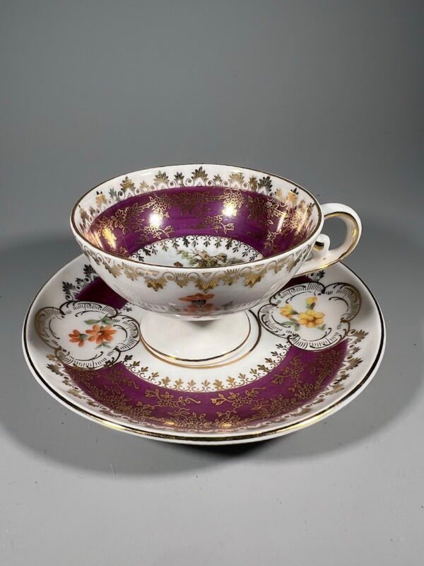 Puodelis su lėkštute porcelianinis, antikvarinis. Oscar Schlegelmilch. Vokietija.60 ml, espresso. Kaina 18