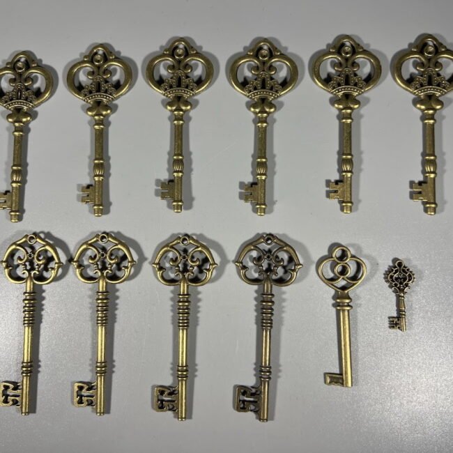 Raktai-zalvariniai-antikvarinio-skeleton-stiliaus201.jpg