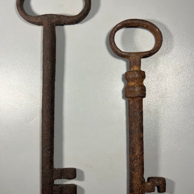 Raktas-didelis-antikvarinis202020ir201620cm.201.jpg