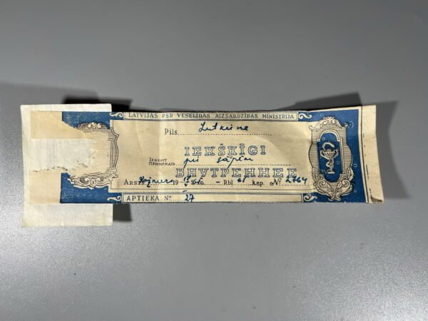 Vaistinės signatūra, vaistų receptas, 1965 m. latviškas išrašytas lietuvei Liutkienei. Kaina 13