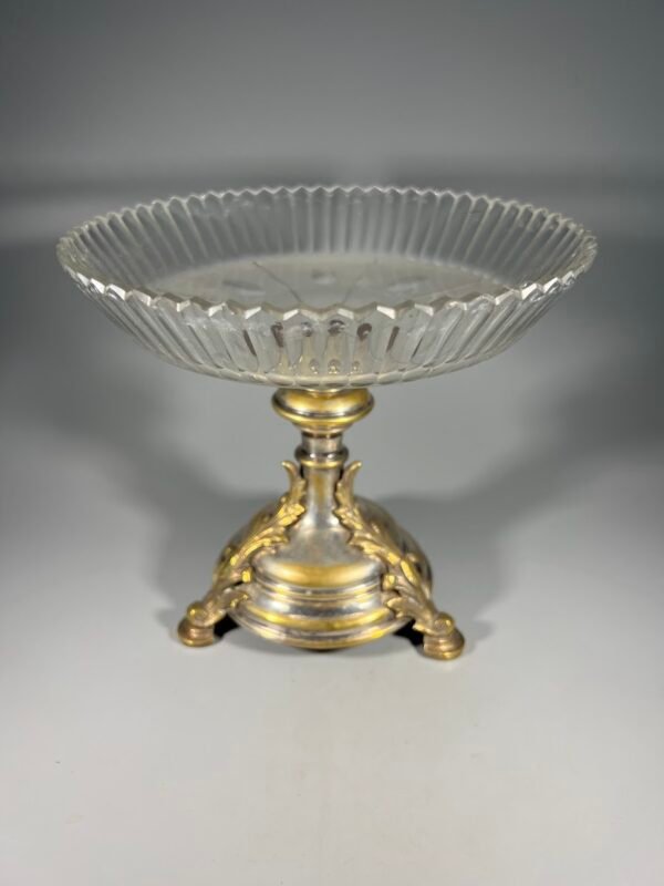 Saldaininė, vaisinė ant kojelės, antikvarinė, Art Nouveau stiliaus. 1890–1910 m. Kaina 68