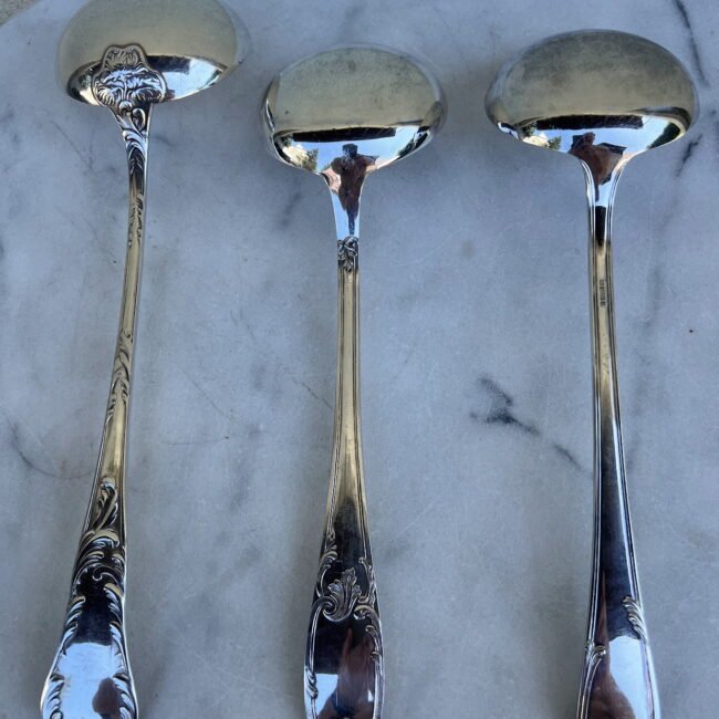 Samtis-sidabruotas-antikvarinis-prancuziskas-grazus202.jpg Samtis-sidabruotas-antikvarinis-prancuziskas-grazus202.jpg