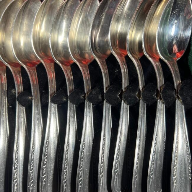 Sauksteliai-sidabriniai-tarybiniai-87520praba-1220vnt.205.jpg Sauksteliai-sidabriniai-tarybiniai-87520praba-1220vnt.205.jpg