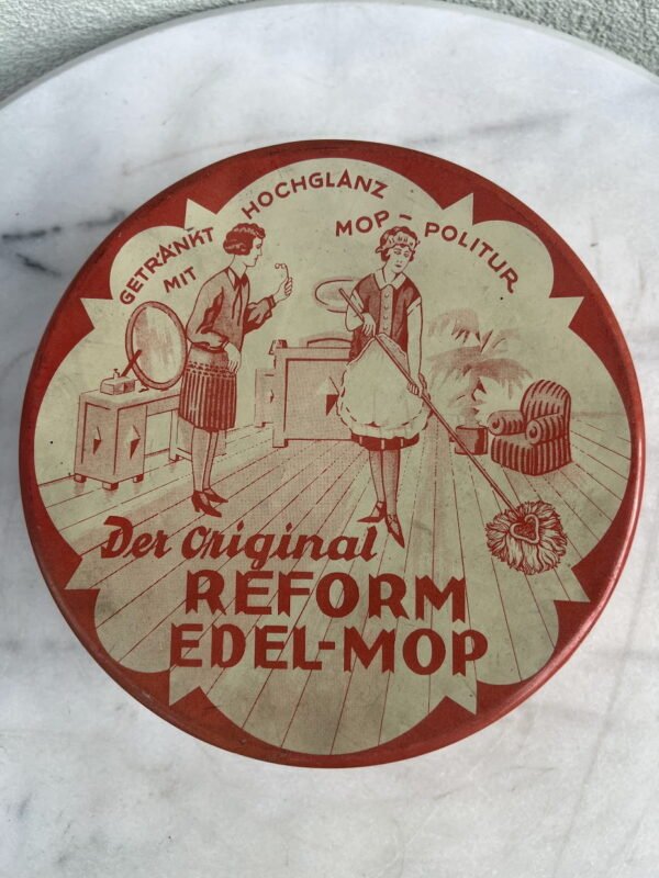 Grindų valymo ir poliravimo šepetys REFORM EDEL-MOP, GETRÄNKT MIT MOP HOCHGLANZ POLITUR originalioje dėžutėje. Vokietija. 1920-1930 m. Kaina 68
