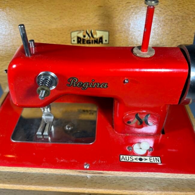 Siuvimo-masina-REGINA-F.W.20MC3BCller-vokiska-antikvarine203.jpg