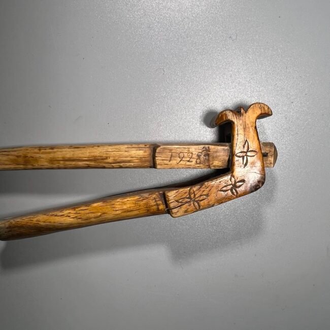 Spaustukai-riesutams-gliaudyti-gliaudykle-192820m.205.jpg Spaustukai-riesutams-gliaudyti-gliaudykle-192820m.205.jpg