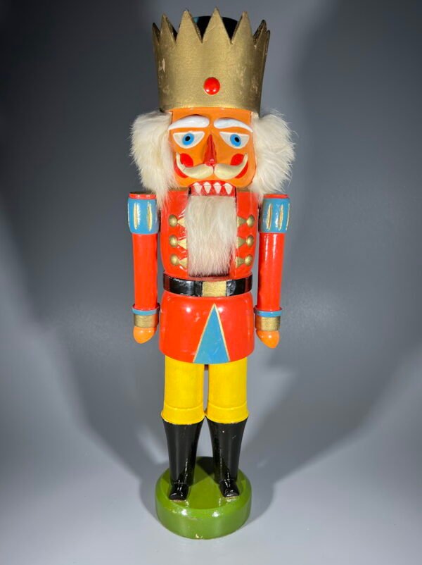 Spragtukas, Nutcracer - riešutų gliaudyklė, Kalėdinis atributas, medinis, vintažinis, Pagaminta Vokietijoje. Kaina 68