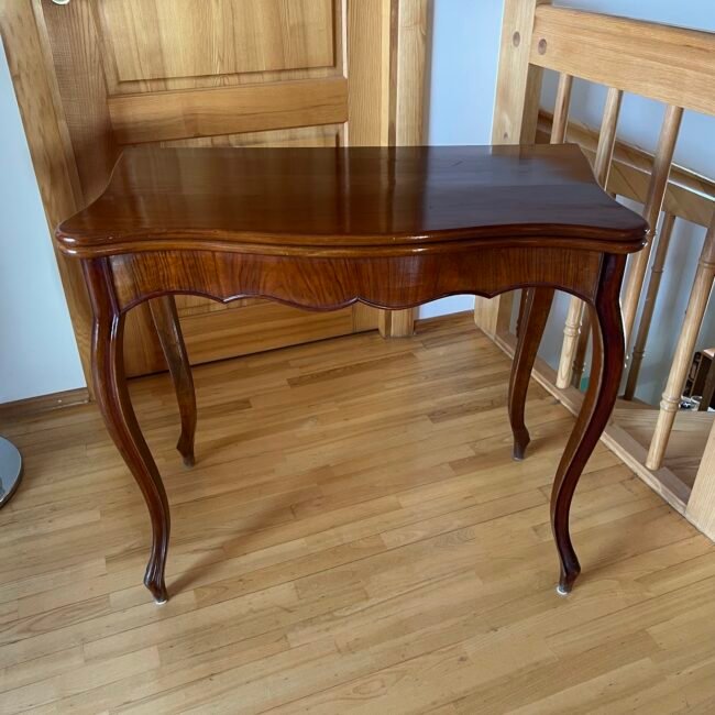 Stalas-konsolC497-20loC5A1imC5B3-staliukas-iC5A1skleidC5BEiamas-antikvar201.jpg Stalas-konsolC497-20loC5A1imC5B3-staliukas-iC5A1skleidC5BEiamas-antikvar201.jpg