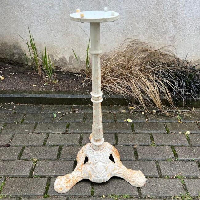 Stalo-koja-ketaus-spizine-vokiska201.jpg Stalo-koja-ketaus-spizine-vokiska201.jpg