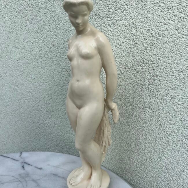 Statulele-20Nuoga-moteris-keramika-C5A0tC49BpC3A1n-Kotrba-nuoga-moteris-aktas204120cm.202.jpg Statulele-20Nuoga-moteris-keramika-C5A0tC49BpC3A1n-Kotrba-nuoga-moteris-aktas204120cm.202.jpg