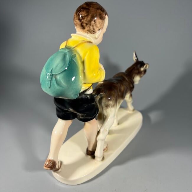 Statulele-Berniukas-su-oziuku-Hertvig-Katzhutte-1941-195820m.206.jpg
