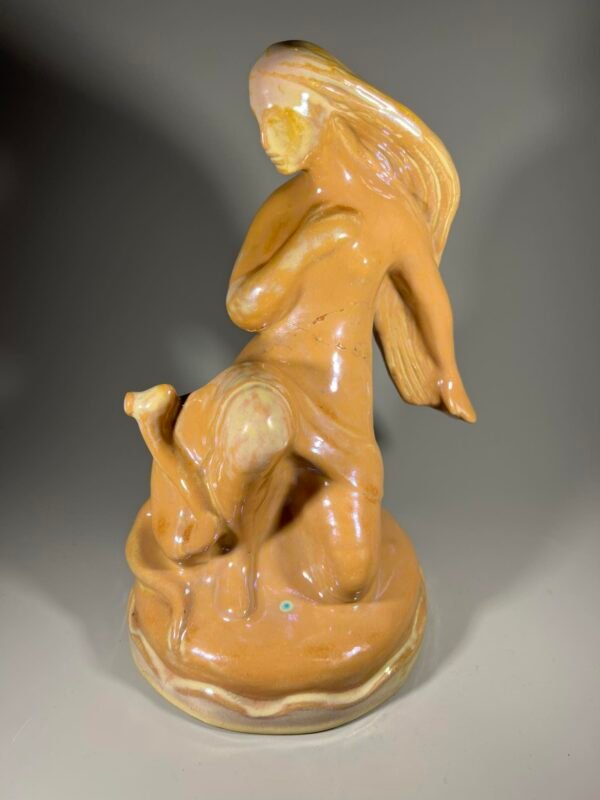 Statulėlė Eglė žalčių karalienė. Leonas Strioga. Kauno Dailės kombinatas. Klijuota, viskas matoma nuotraukose. Kaina 78