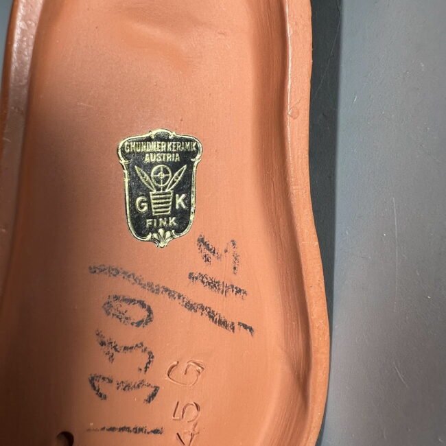 Statulele-Nuoga-moteris-Austria-Fink20Gmundner-Ceramics-1950-196020m206.jpg