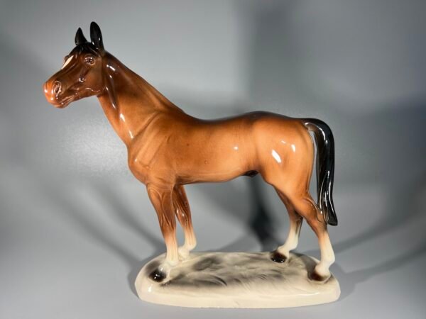 Statulėlė Žirgas, arklys. Hertwig & Co Katzhutte. Vokietija. 1941-1958 m. Kaina 73