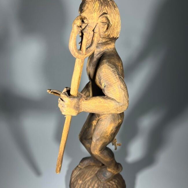 Statulele-medine-drozineta-velnias-su-sakem-ir-botagu203.jpg