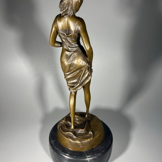 Statulele-mergina-erotine-bronzine-paris204.jpg