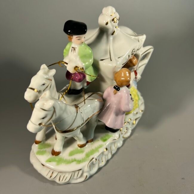 Statulele-porcelianine-karieta204.jpg