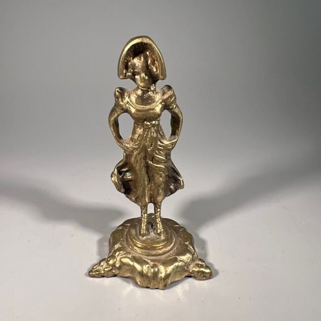 Statulele-zalvarine-dama-stovi201020cm.202.jpg