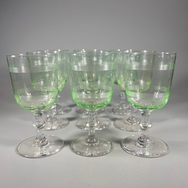 Taure20urano20stiklo20antikvarine20pranc.201.jpg Taure20urano20stiklo20antikvarine20pranc.201.jpg