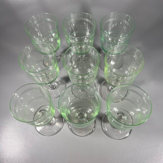 Taure20urano20stiklo20antikvarine20pranc.203.jpg Taure20urano20stiklo20antikvarine20pranc.203.jpg