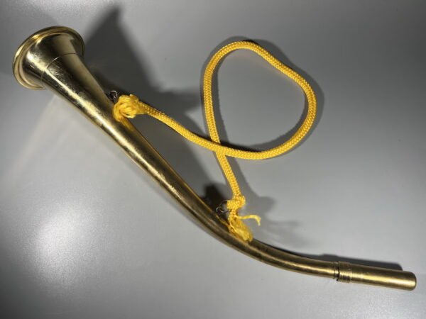 Trimitas, medžioklės ragas žalvarinis, šventinis, vokiškas. Kaina 43