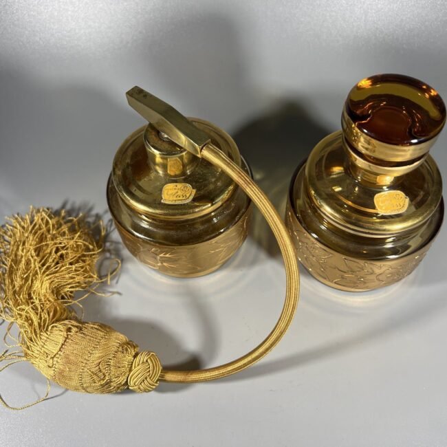 Tualetinis-rinkinys-Bohemia-made-in-20czechoslovakia20203.jpg Tualetinis-rinkinys-Bohemia-made-in-20czechoslovakia20203.jpg