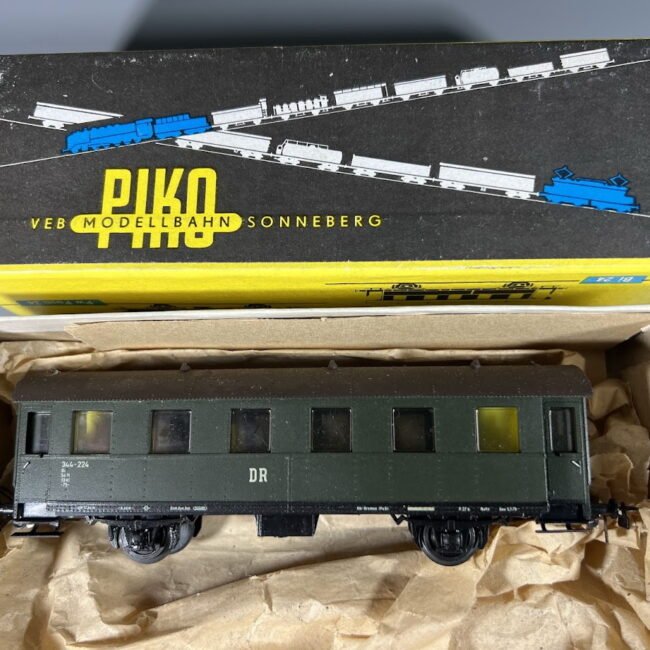 Vagonas-keleivinis-vokiskas-PIKO-MODELLBAHN2C20BI203320DR205206517-010201.jpg