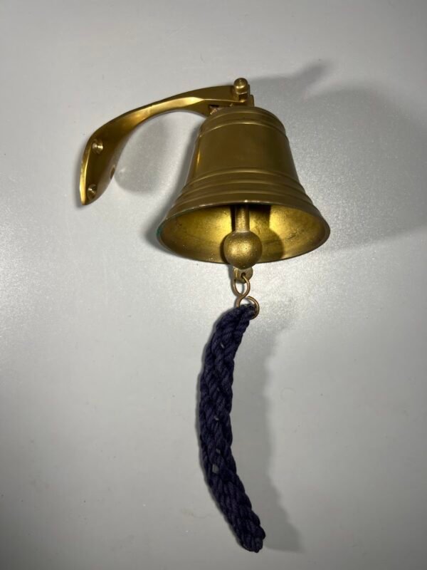 Varpas, varpelis su laikikliu, žalvarinis, jūrinis. Kaina 48