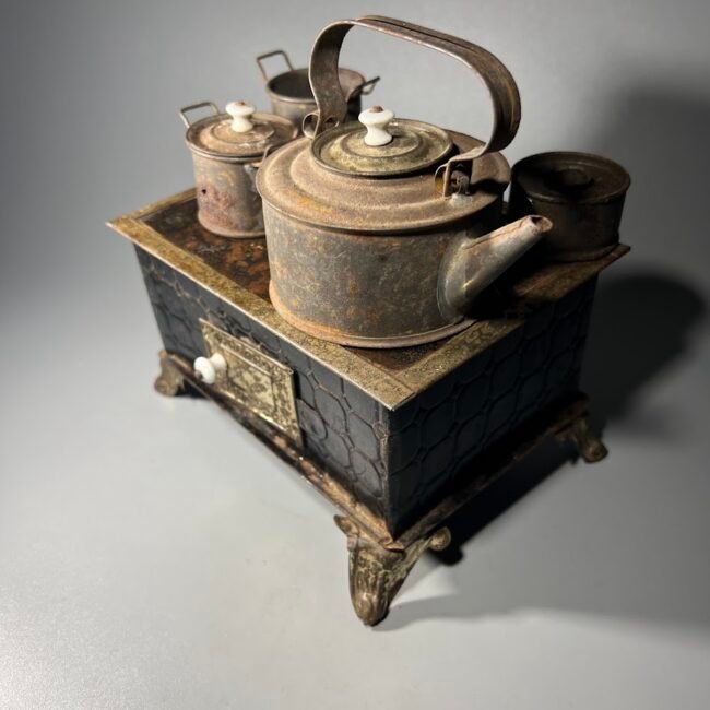 Virykle-antikvarine-leliu20vok.203.jpg Virykle-antikvarine-leliu20vok.203.jpg