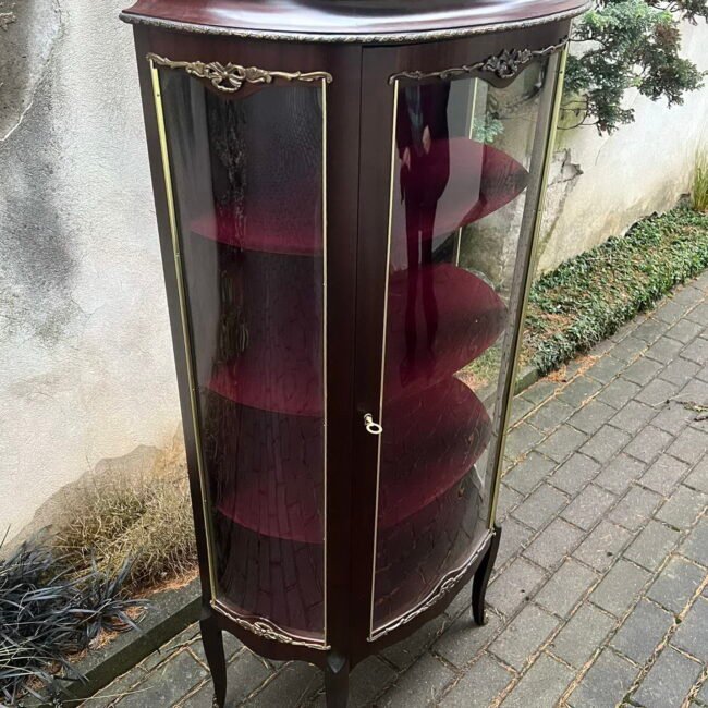 Vitrina-spinta-antikvarinio-Liudviko20XV-stiliaus208.jpg