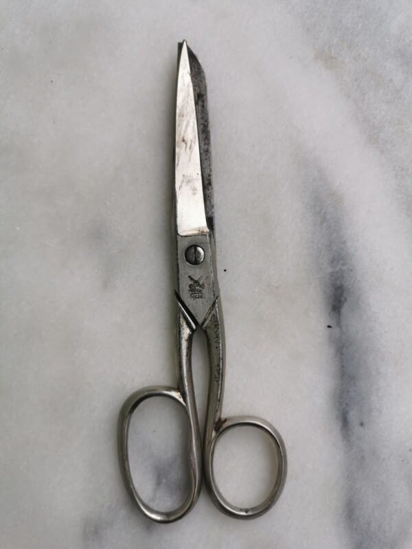 Žirklės antikvarinės. Kaina 11