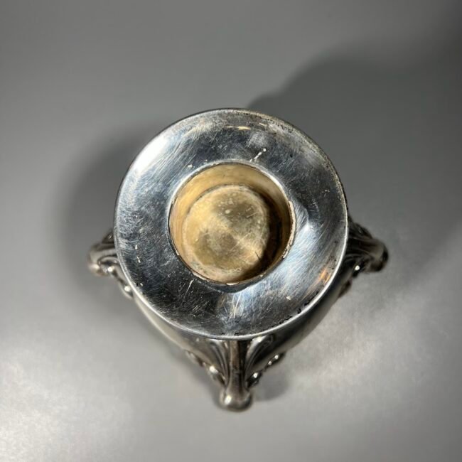 Zvakide-sidabruota-sokoko-stiliaus204.jpg Zvakide-sidabruota-sokoko-stiliaus204.jpg