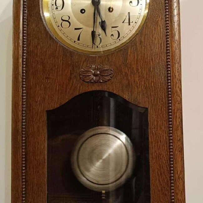 sieninis-laikrodis-kienzle