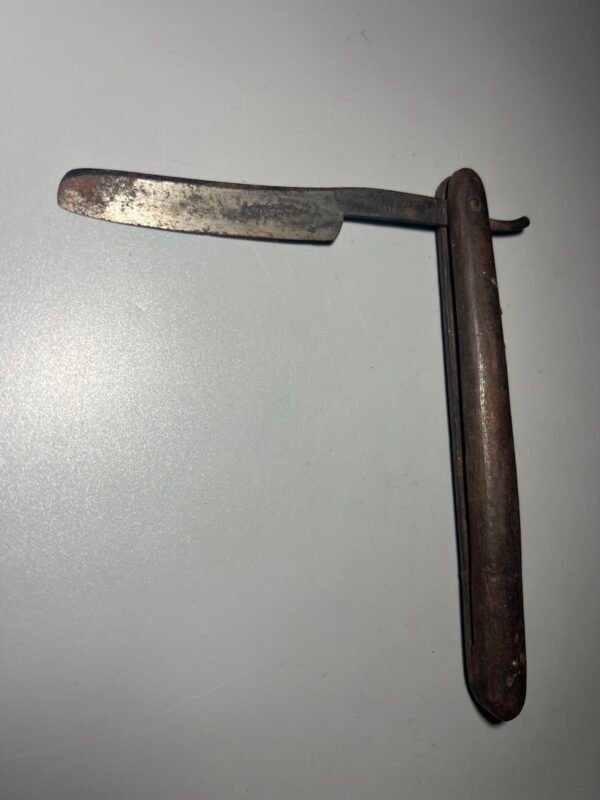 Skustuvas medine rankena, antikvarinis, carinės Rusijos laikų, С. П. КОНДРАТОВЪ. XIX a. pb.-XXa. pr. Kaina 88