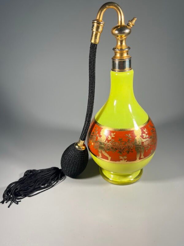 Buteliukas, purškiklis kvepalams, odekolonui su gumine kriauše, purkštuku, Art Deco stiliaus, vintažinis. Veikiantis. Kaina 63