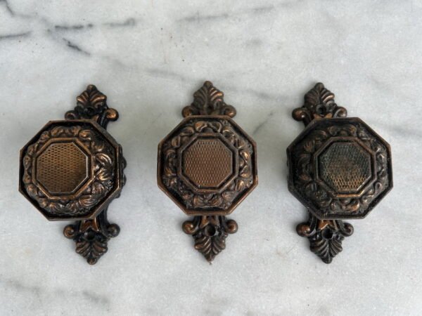 Durų rankenėlės vintažinės metalinės, sovietinės, tarybinių laikų. 3 vnt. Kaina po 18