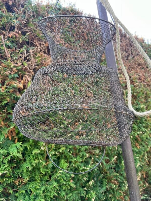 Metalinis žvejybinis sietelis, vintažinis. Kaina 18