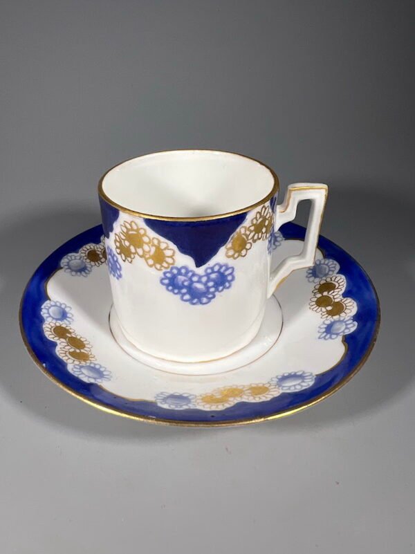 Puodelis su lėkštute porcelianiai, antikvariniai, Art Deco stiliaus, Thomas Bavaria, 1908 -1939 m. 80 ml. 2 vnt. Kaina po 17